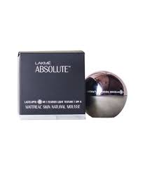 Lakme  Absolute Mattreal Skin Natural Mousse (Ivory Fair, 25 grams, SPF-8 formula, Available in 6 shades)