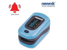 Newnik Finger Tip Pulse Oximeter PX701  (Auto Power On & Off, Water-Resistant, Buzzer- Visual Alarm, Dual Color OLED Display, Four direction display, Low battery indication)